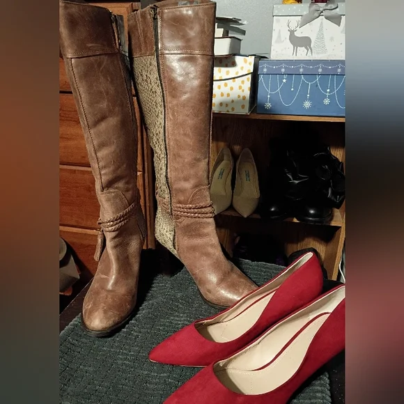 Size 10 Fabianelli Boots & Size 10 Red Charles David Heels - Picture 1 of 11
